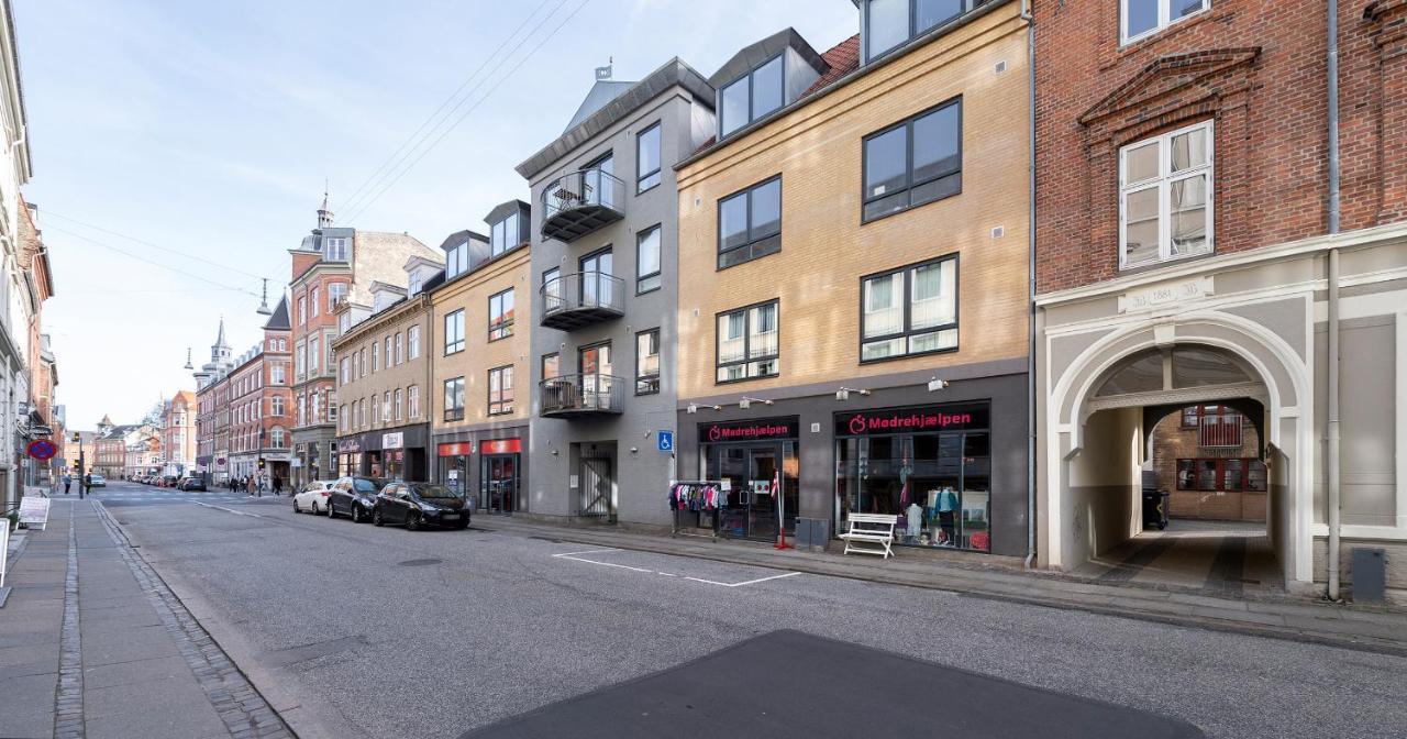 Aday - Apartment Suite 3 Aalborg Center Exterior foto